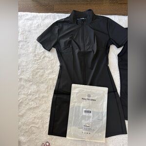 Nebility women’s workout romper size medium NIB